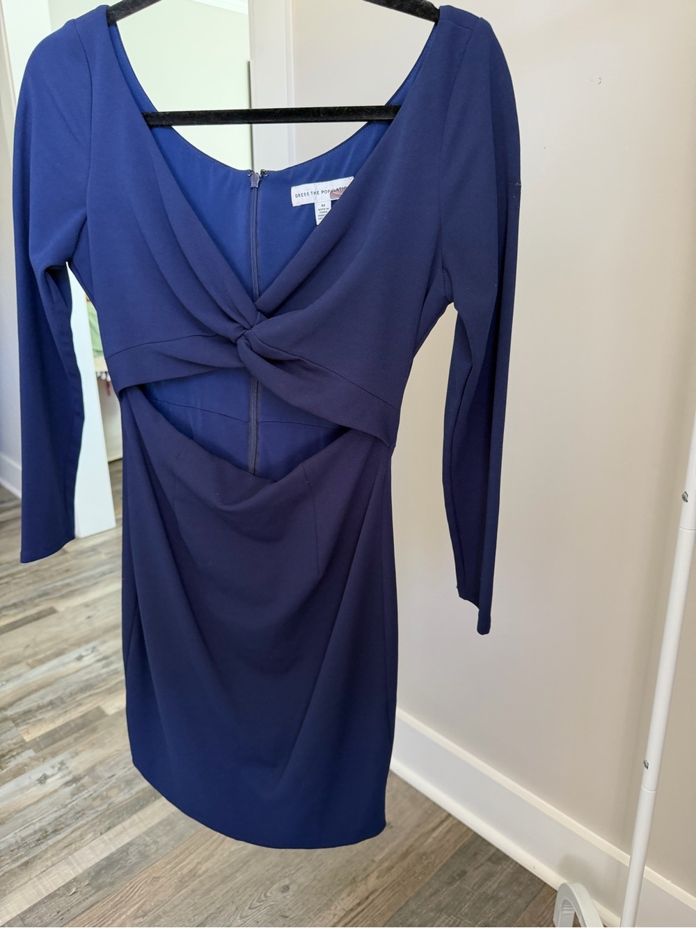 Dress the Population Navy Twist-Cutout Long-Sleeve Dress
